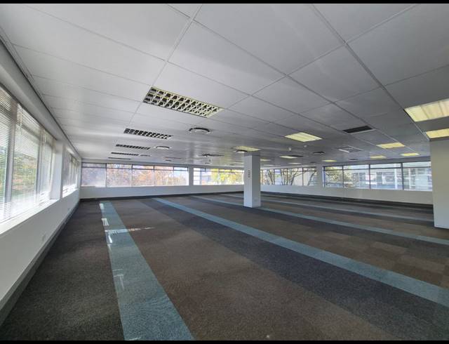 935M² OFFICE TO LET IN ILLOVO